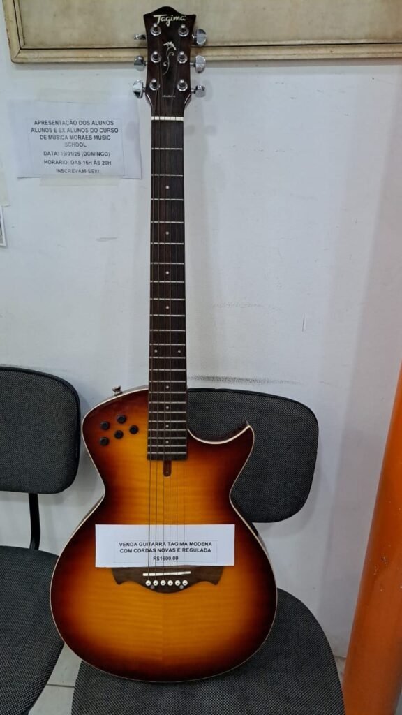 Guitarra Tagima Modena