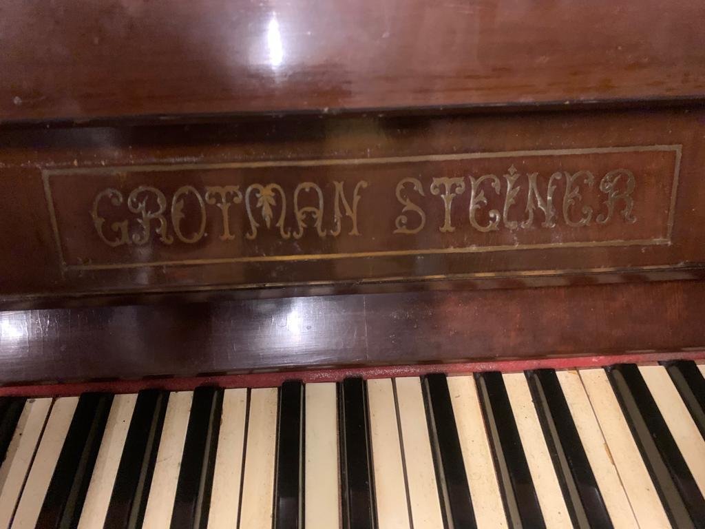 Piano de Armário