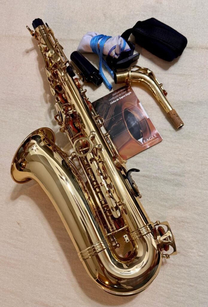 Saxofone Alto Eagle